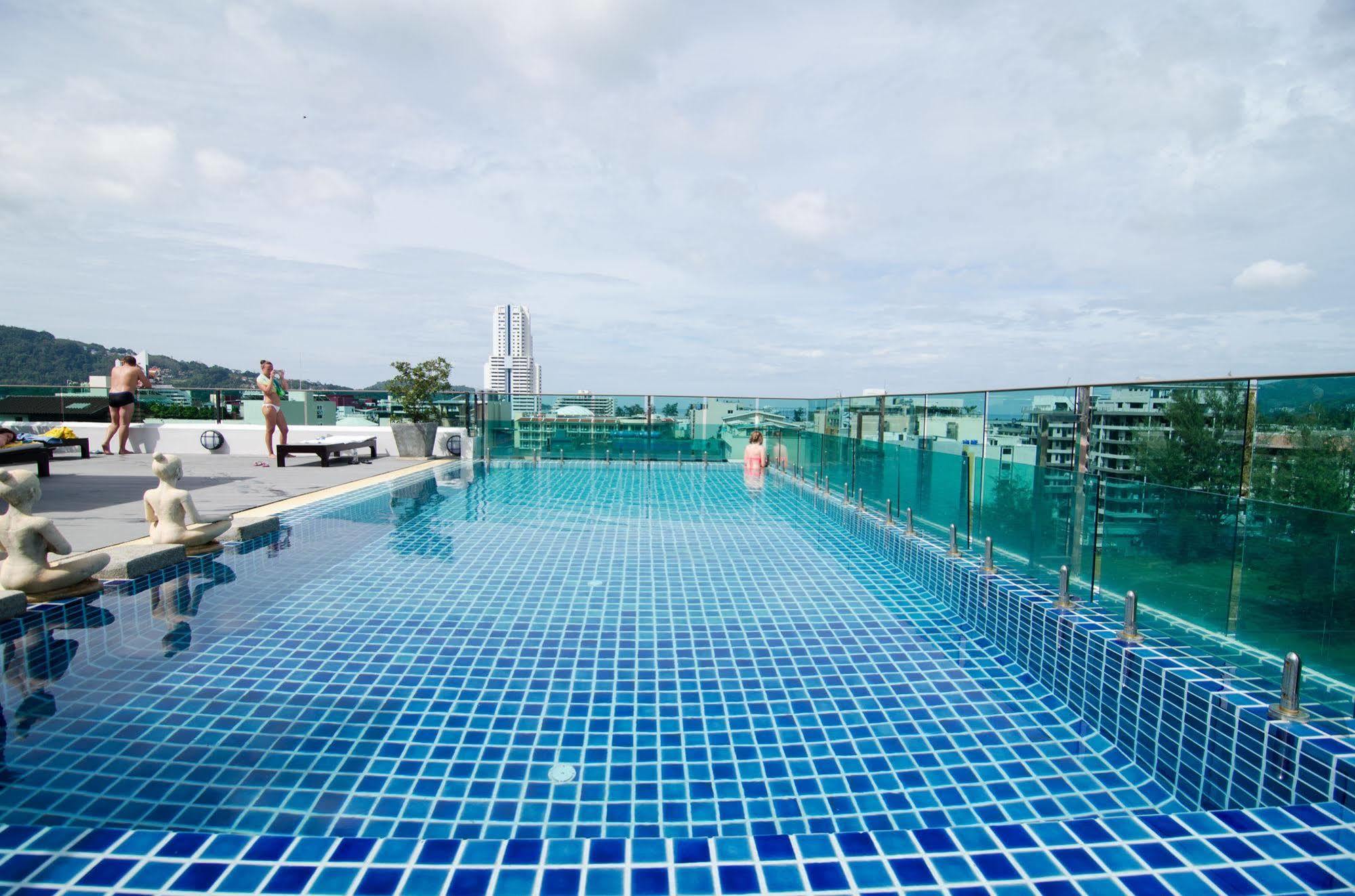 Mirage Express Patong Phuket Hotel Экстерьер фото