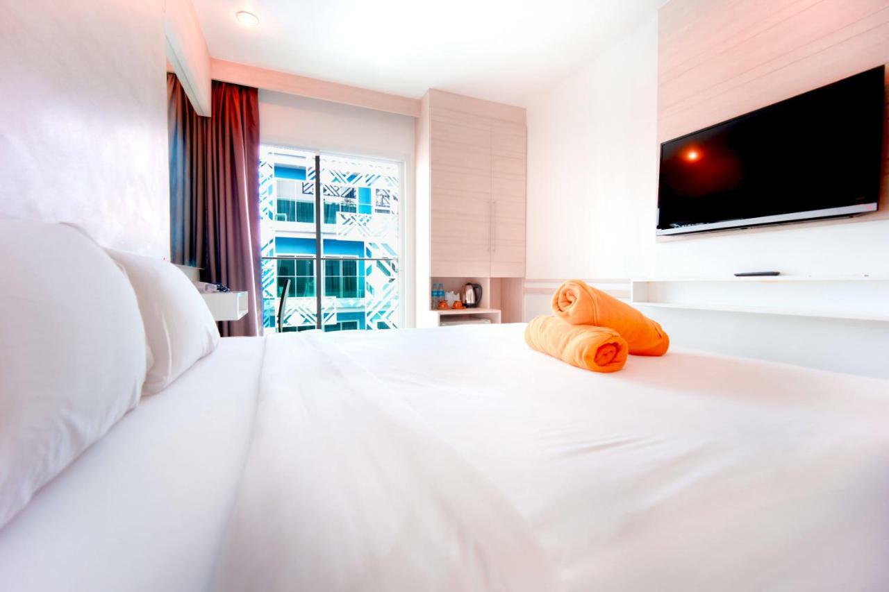 Mirage Express Patong Phuket Hotel Экстерьер фото